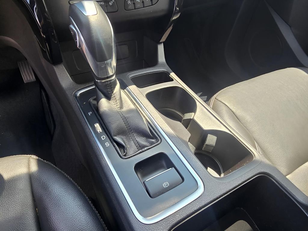 Used 2019 Ford Escape Titanium AWD/4WD image 11