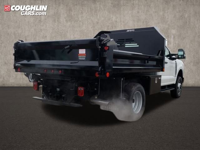 New 2025 Ford F350 XL w/ XL Chrome Package image 9