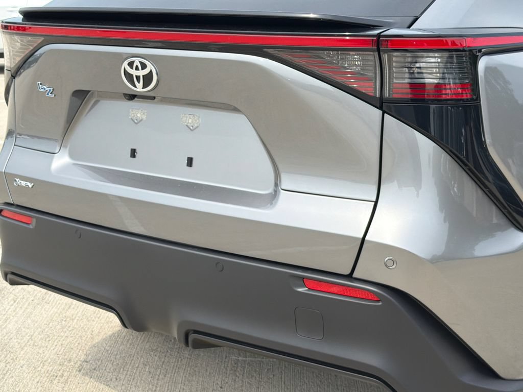New 2026 Toyota bZ FWD image 5