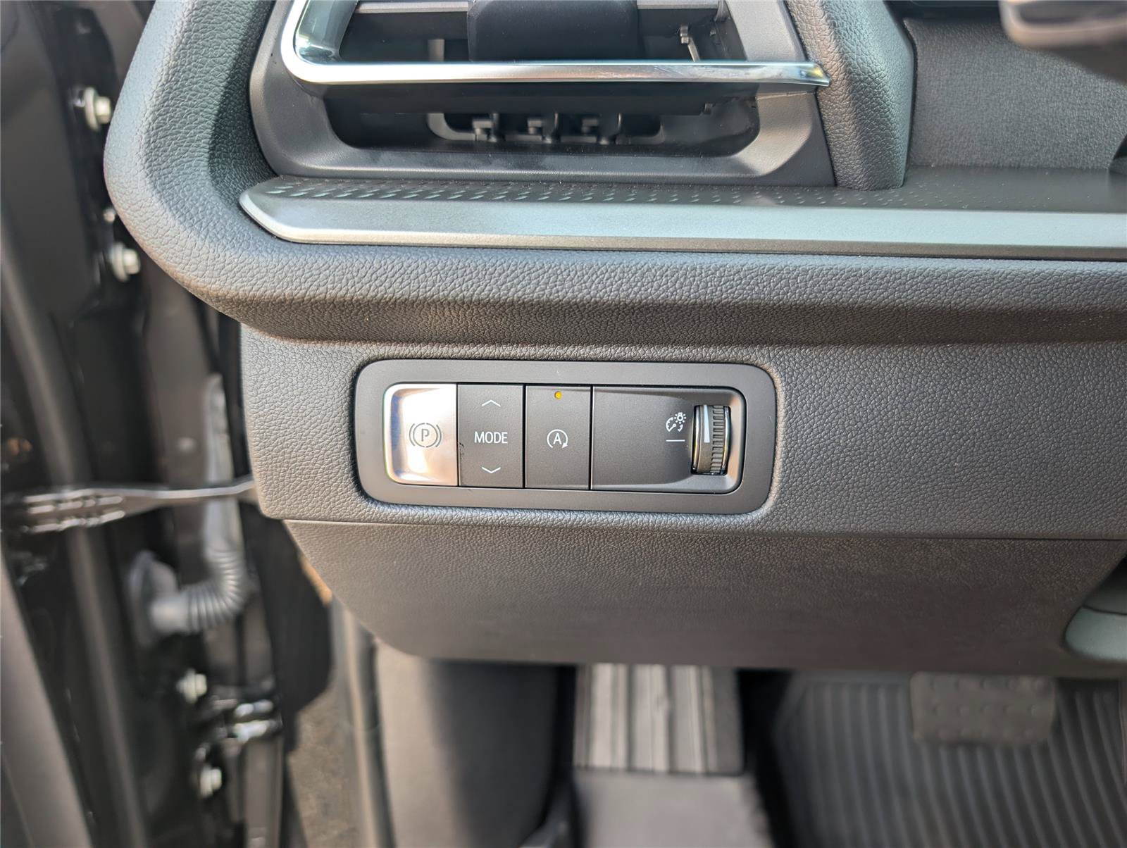 New 2026 Chevrolet Traverse LT w/ Enhanced Driving Package FWD image 13