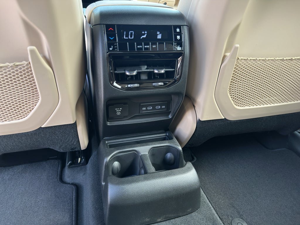 New 2026 Jeep Grand Cherokee L Limited RWD image 25