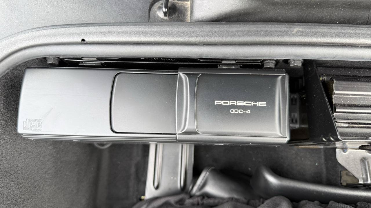 Used 2003 Porsche 911 Carrera RWD image 52