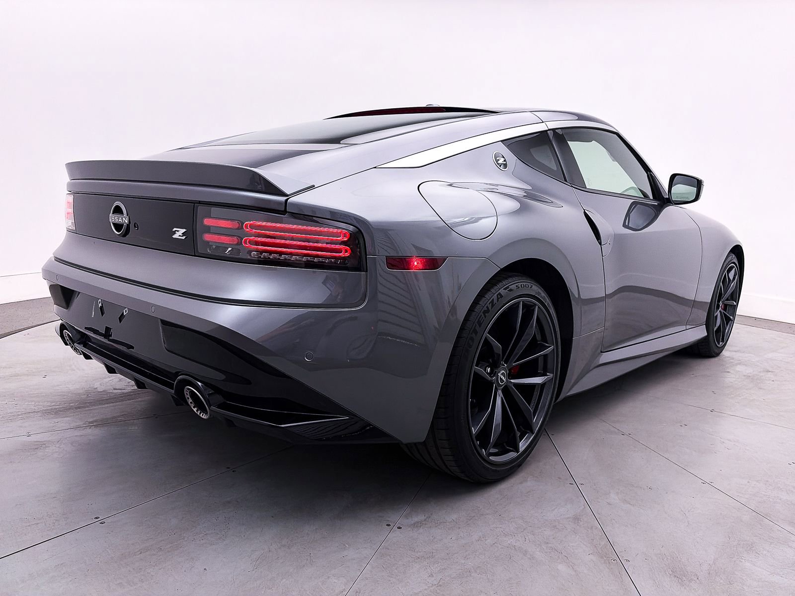 Used 2024 Nissan Z Performance w/ Floor Mat Package image 16