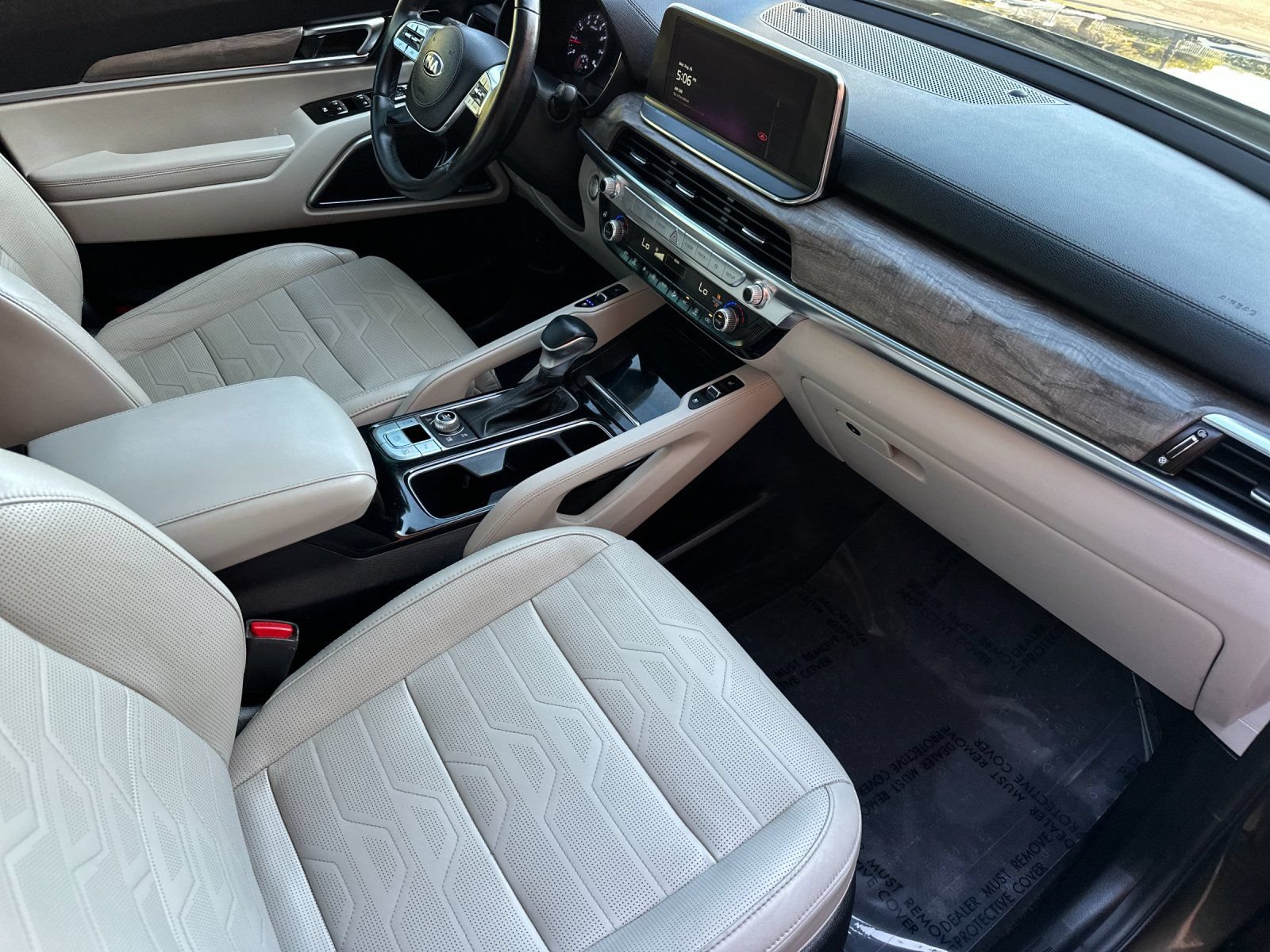 Used 2020 Kia Telluride SX w/ SX Prestige Package AWD/4WD image 21