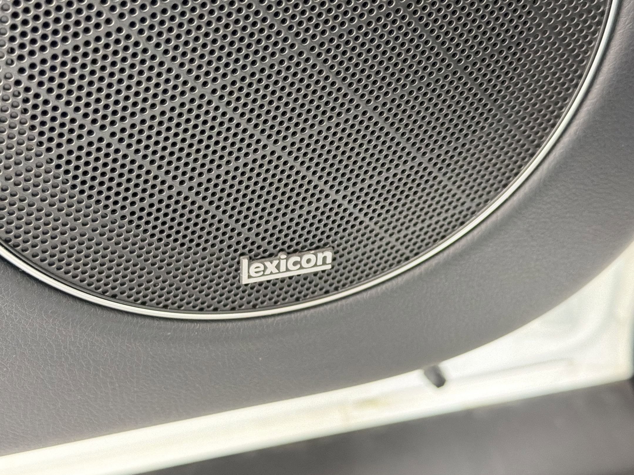 Used 2025 Genesis GV70 3.5T Sport w/ Sport Advanced Package image 27