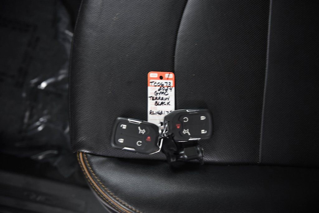 Used 2024 GMC Terrain AT4 image 23