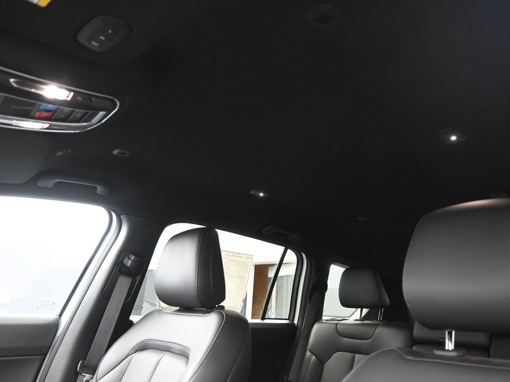 New 2026 Jeep Cherokee Limited image 28