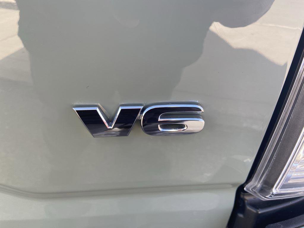 Used 2022 Toyota Tacoma TRD Sport image 14