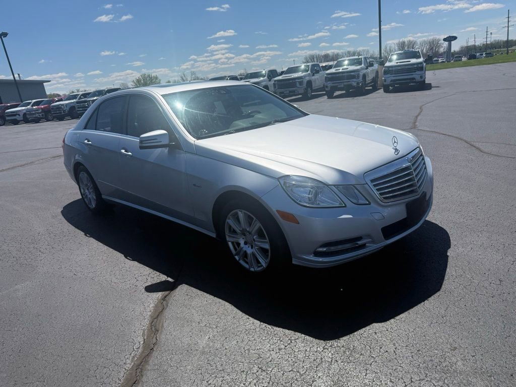 Used 2012 Mercedes-Benz E 350 4MATIC Sedan image 4