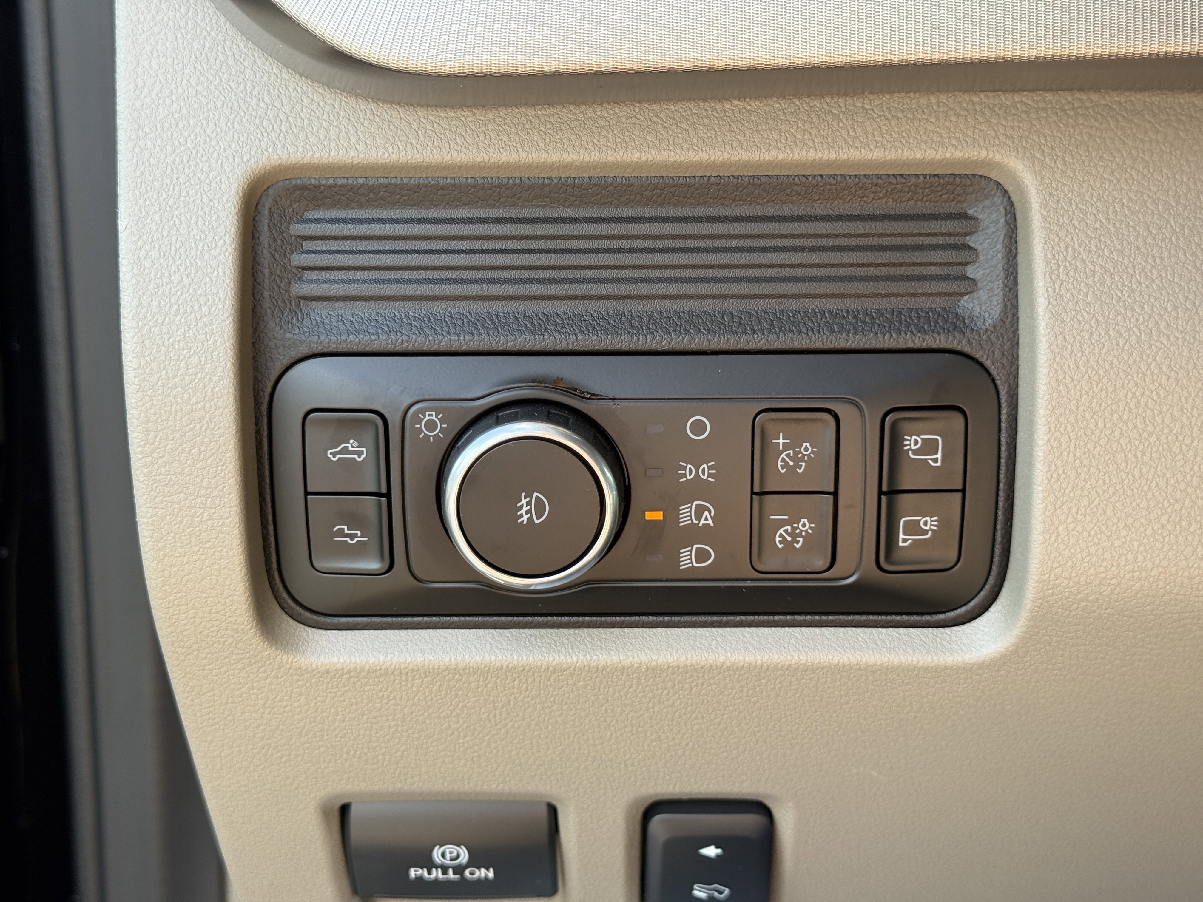 New 2026 Ford F250 Platinum image 26