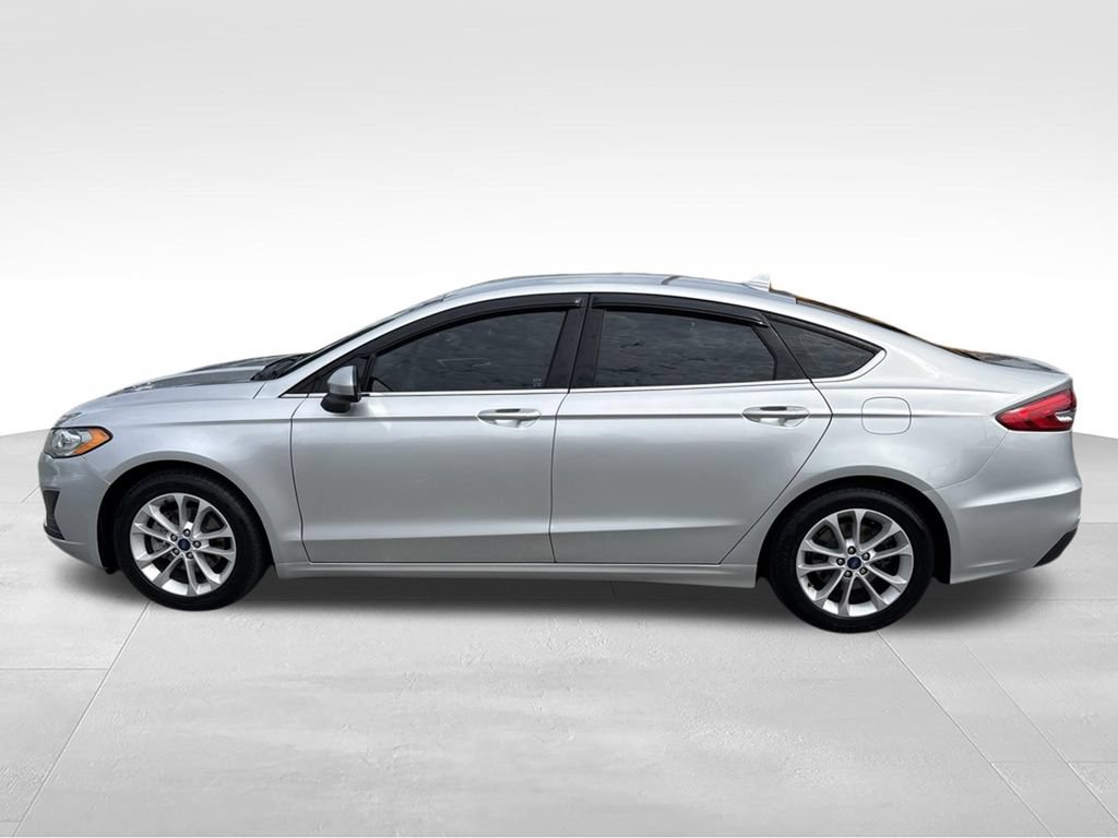 Used 2019 Ford Fusion SE FWD video 2