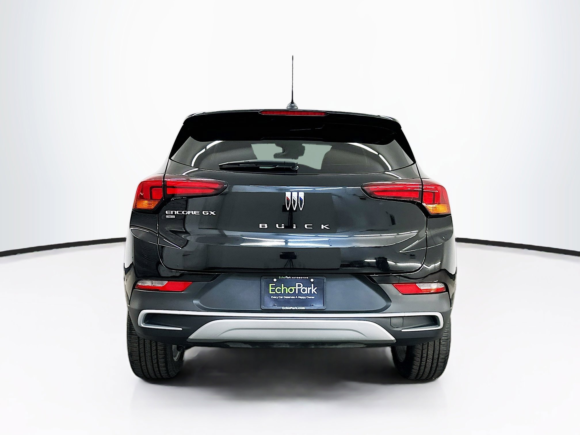 Used 2025 Buick Encore GX Preferred AWD/4WD image 7
