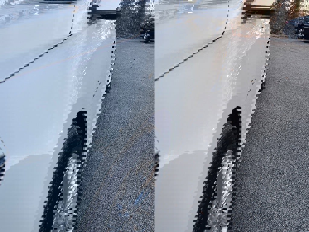 Used 2023 Chevrolet Malibu LT image 5