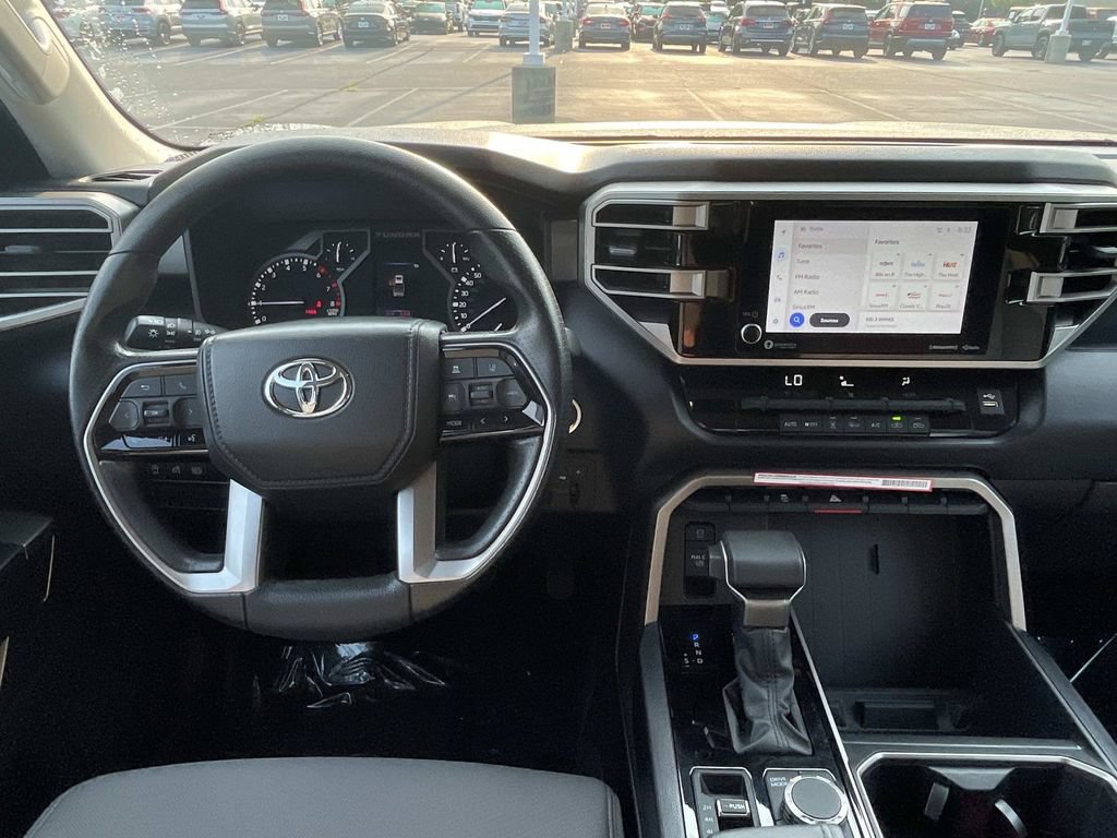 Used 2024 Toyota Tundra SR5 AWD/4WD image 17