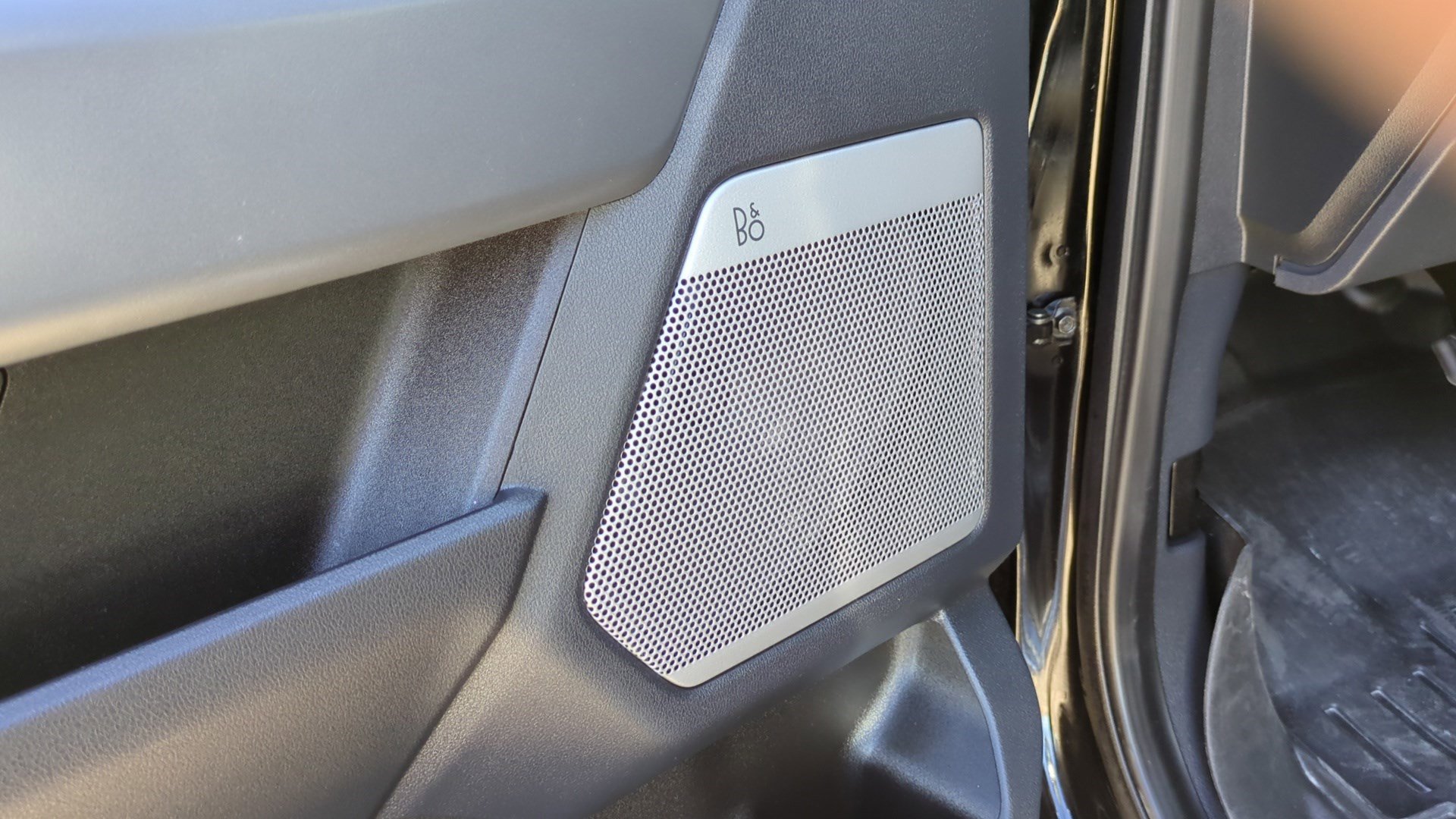 Used 2024 Ford F350 Lariat image 13