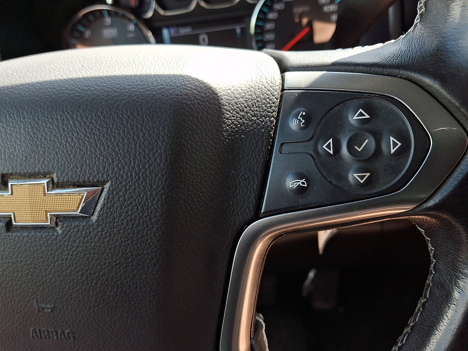 Used 2018 Chevrolet Silverado 1500 LT w/ All Star Edition AWD/4WD image 21