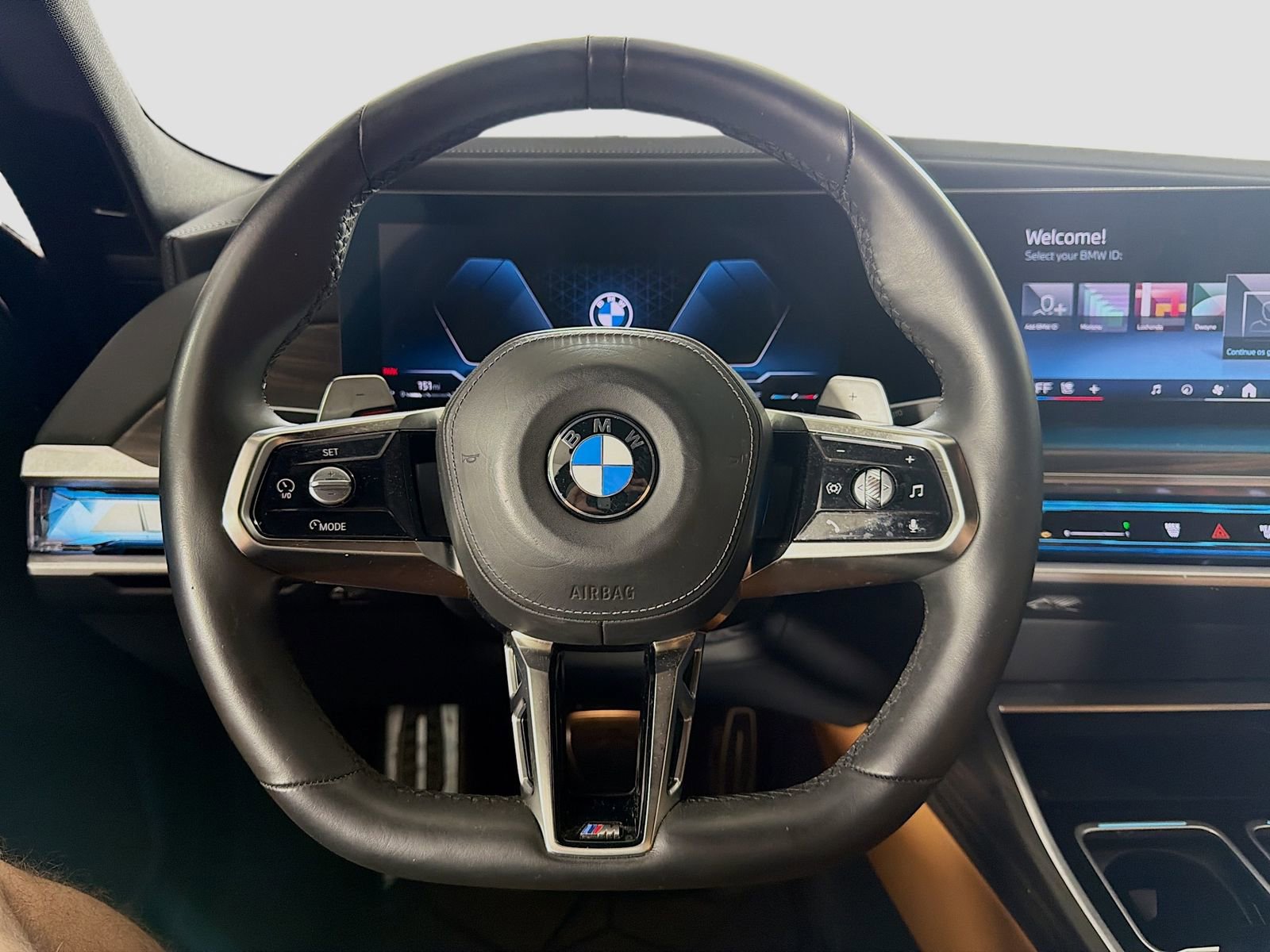 Used 2024 BMW 740i RWD image 12