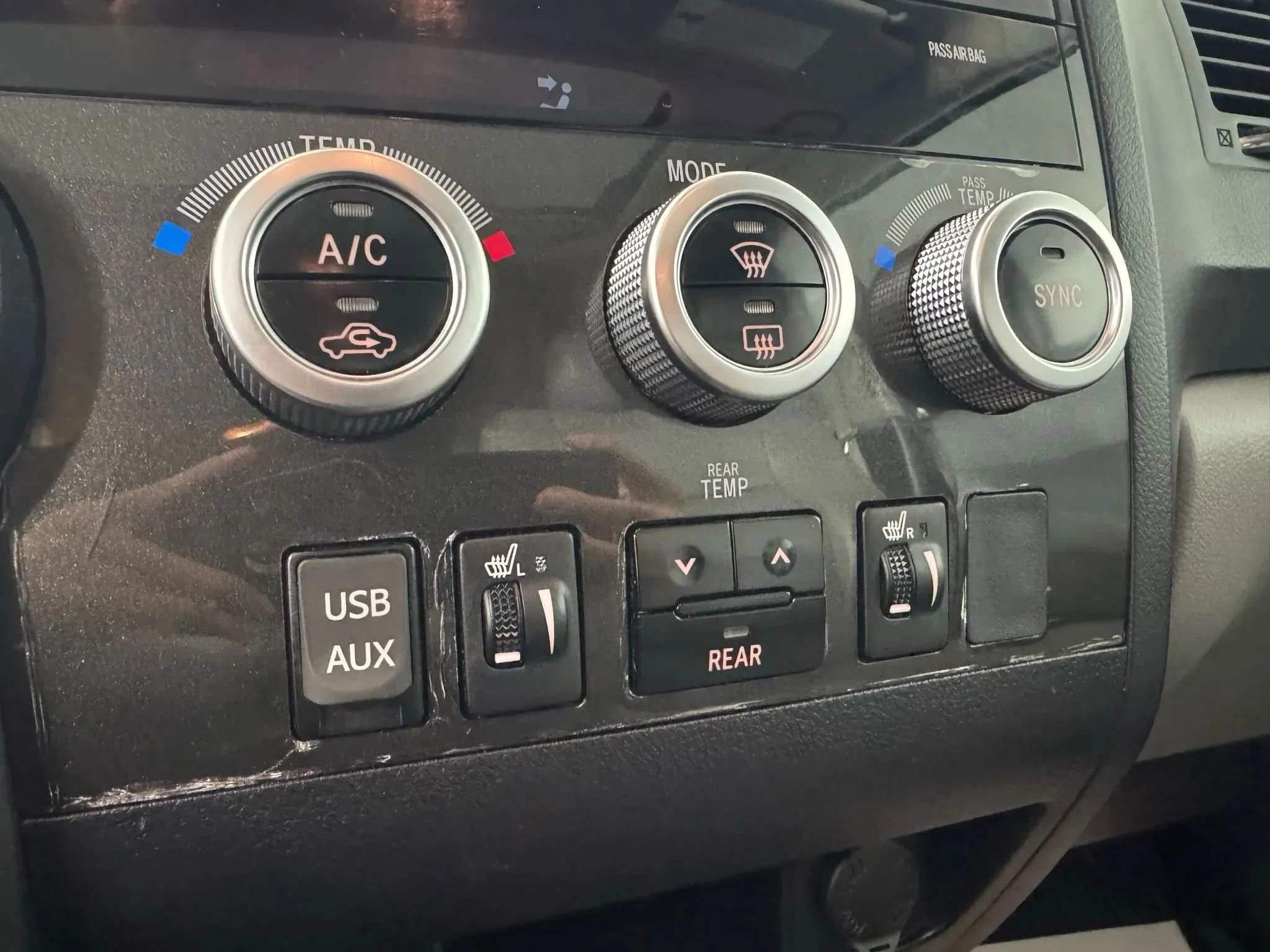 Used 2019 Toyota Sequoia Limited image 20