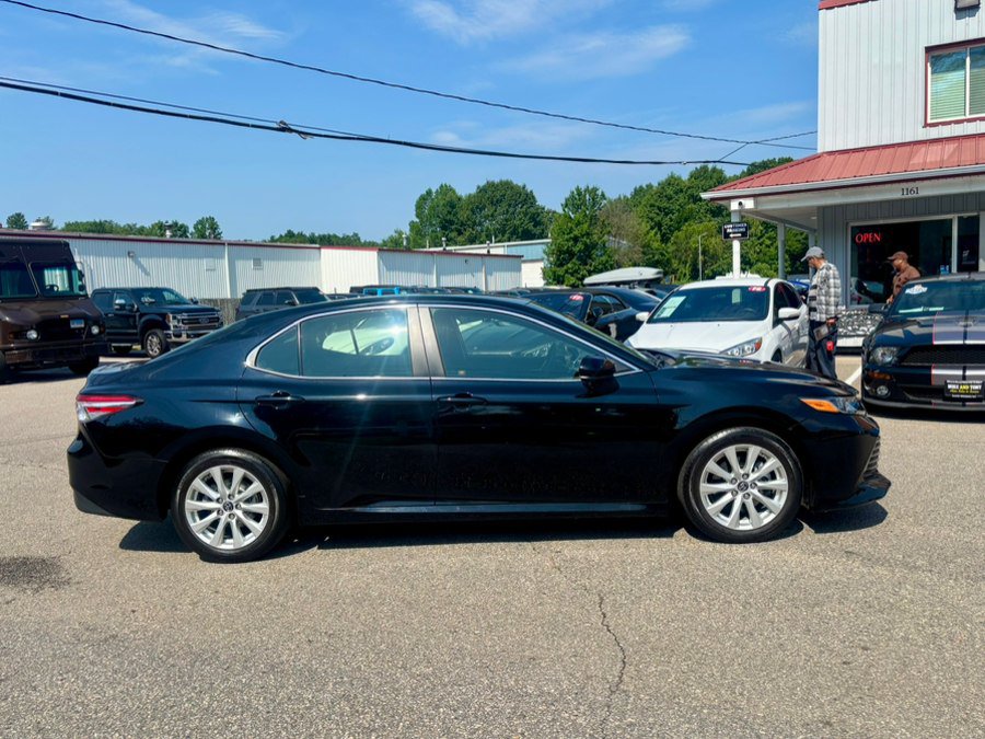 Used 2018 Toyota Camry LE FWD image 4