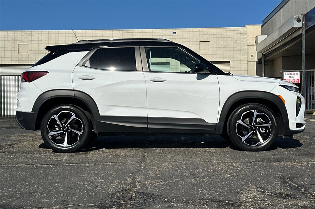 Used 2023 Chevrolet TrailBlazer RS image 3