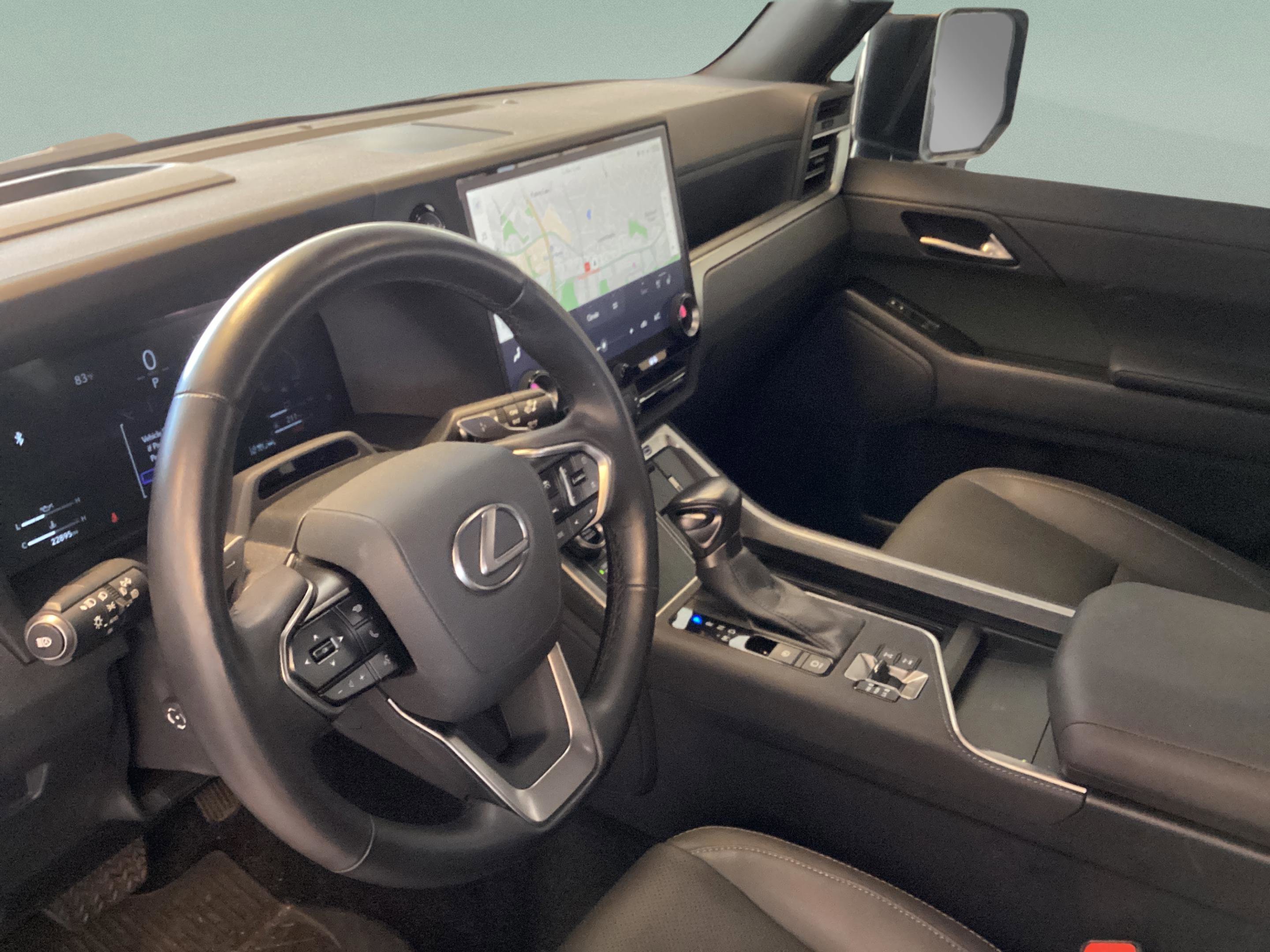 Used 2024 Lexus GX 550 AWD/4WD image 14