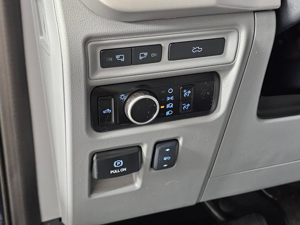 Certified 2023 Ford F150 Lightning XLT AWD/4WD image 25