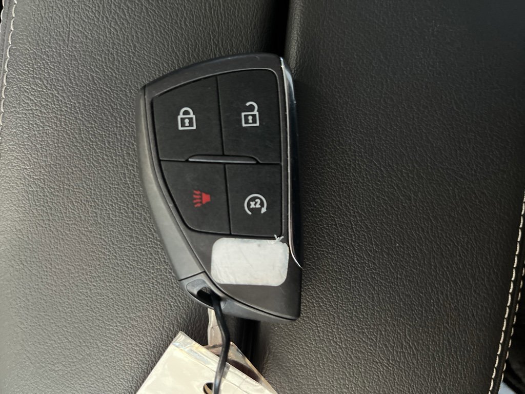 Used 2025 Buick Envision Sport Touring image 32
