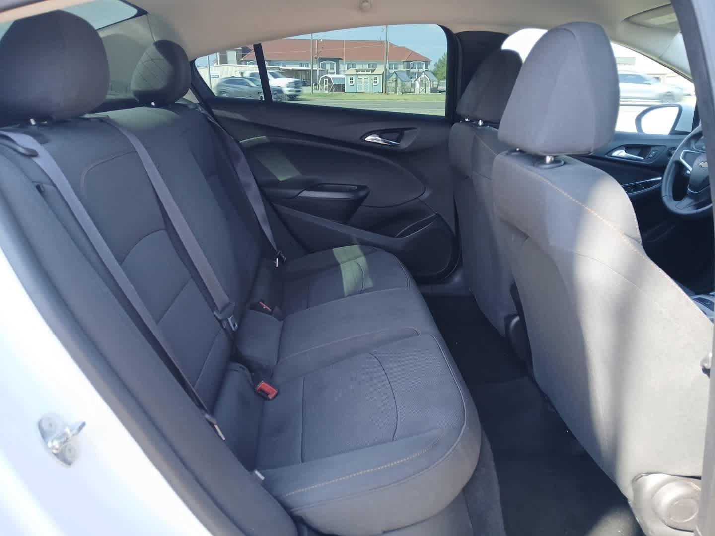 Used 2017 Chevrolet Cruze LS FWD image 55