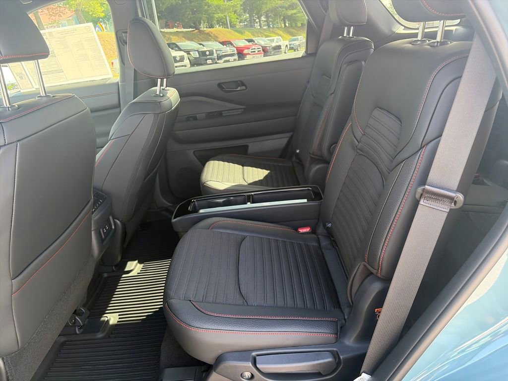 New 2026 Nissan Pathfinder SV AWD/4WD image 25