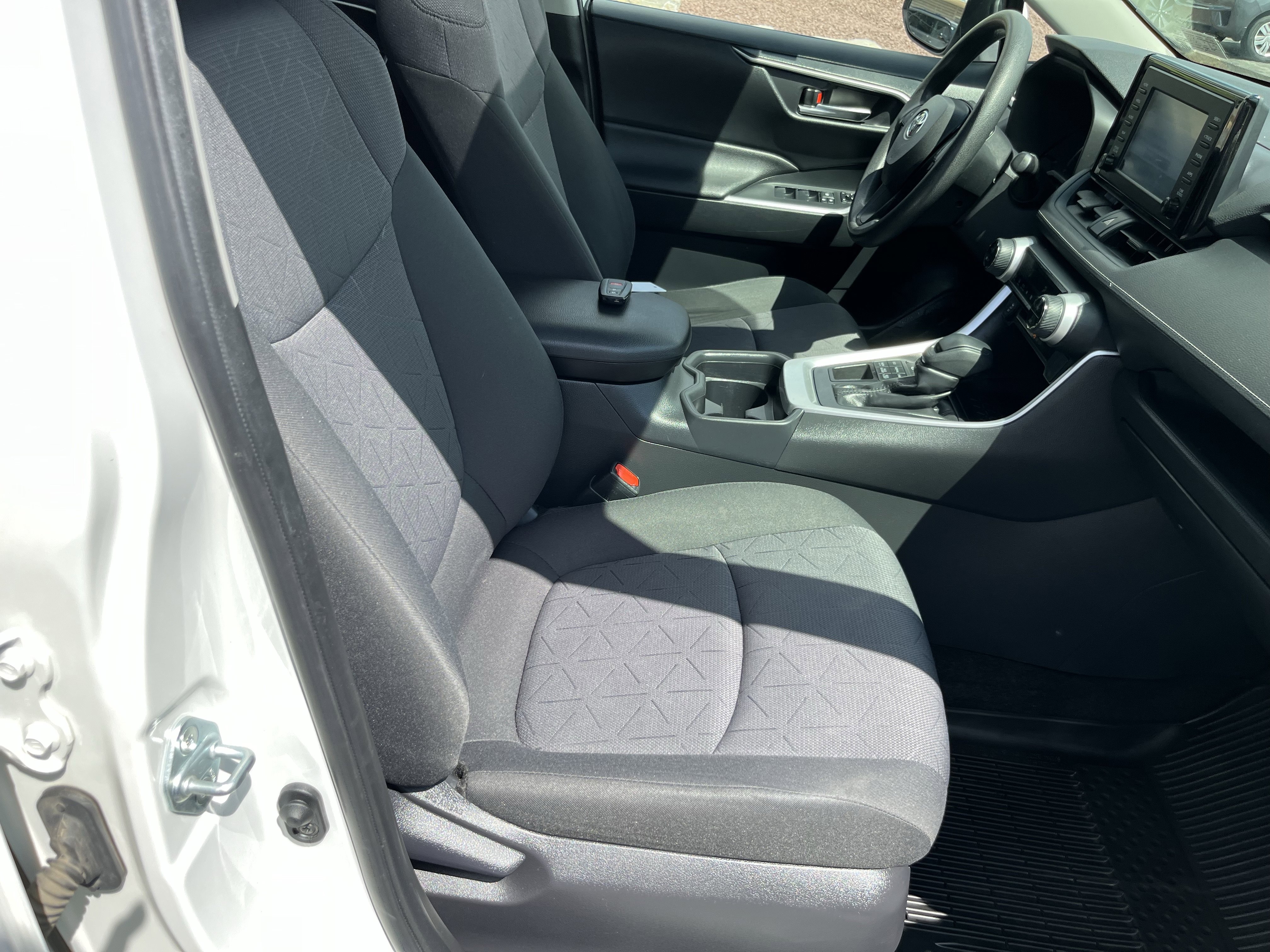 Used 2019 Toyota RAV4 XLE w/ All Weather Liner Package AWD/4WD video 3