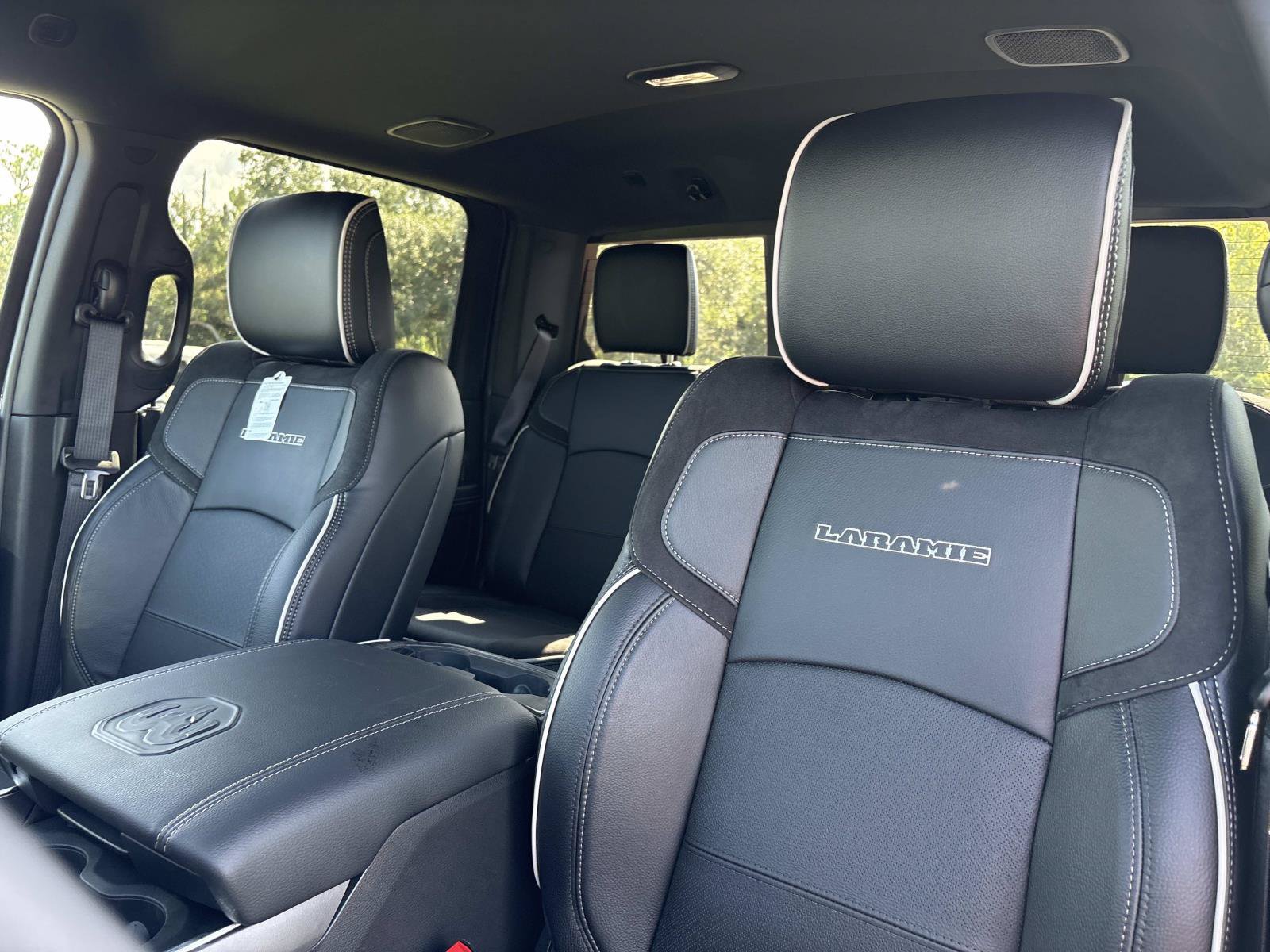 New 2026 RAM 2500 Laramie w/ Night Edition AWD/4WD image 21