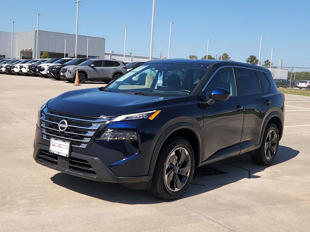 Used 2025 Nissan Rogue SV AWD/4WD image 3