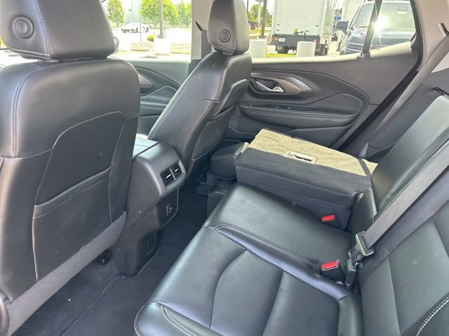 Used 2023 GMC Terrain SLT FWD image 29