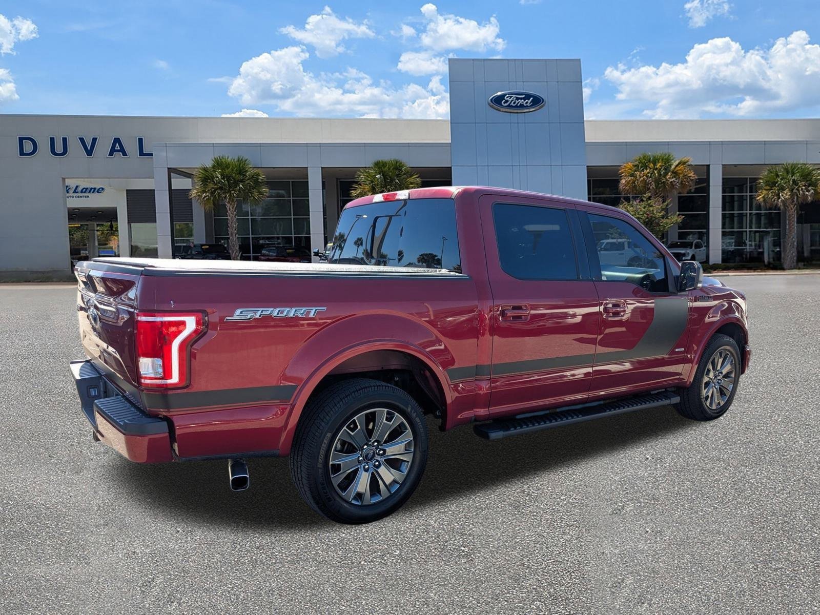 Used 2017 Ford F150 XLT w/ Equipment Group 301A Mid image 4