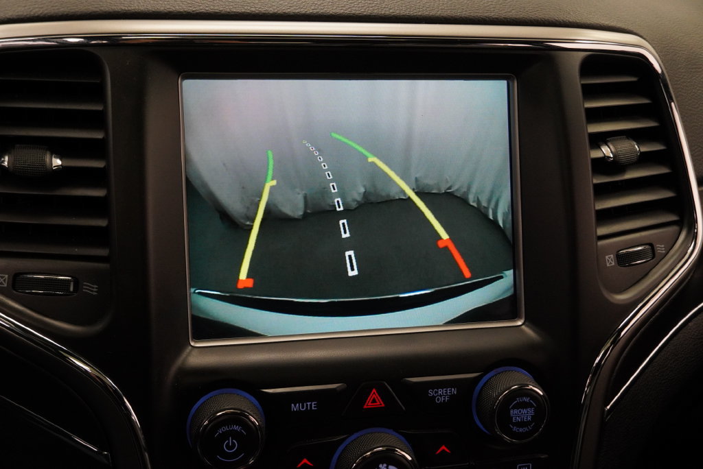 Used 2018 Jeep Grand Cherokee Limited AWD/4WD image 28