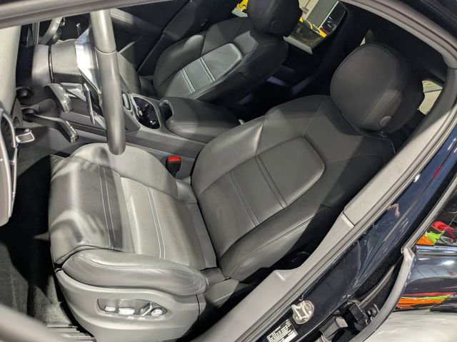 Used 2019 Porsche Cayenne AWD/4WD image 23