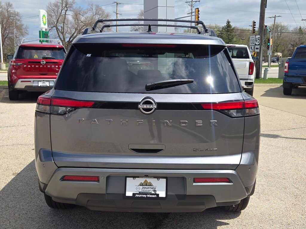 New 2026 Nissan Pathfinder SL AWD/4WD image 12