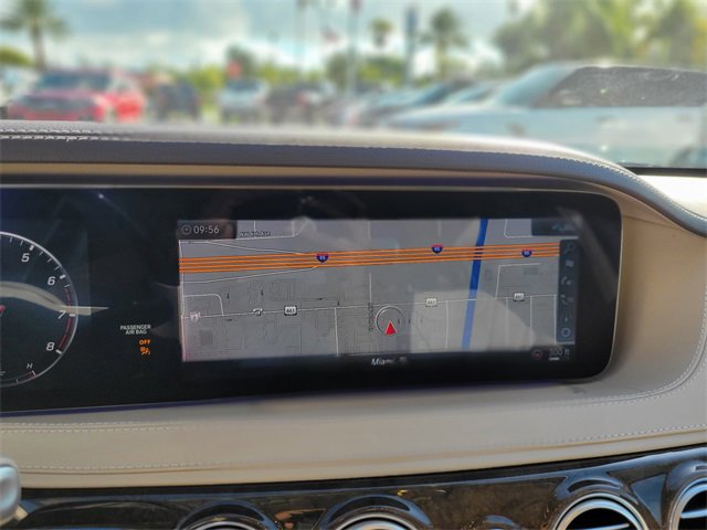 Used 2020 Mercedes-Benz S 560 Sedan image 24