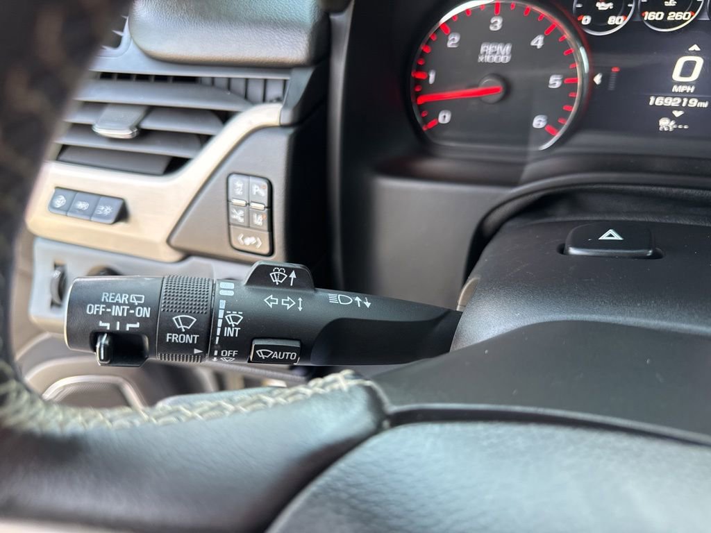 Used 2015 GMC Yukon Denali w/ Premium Package image 21