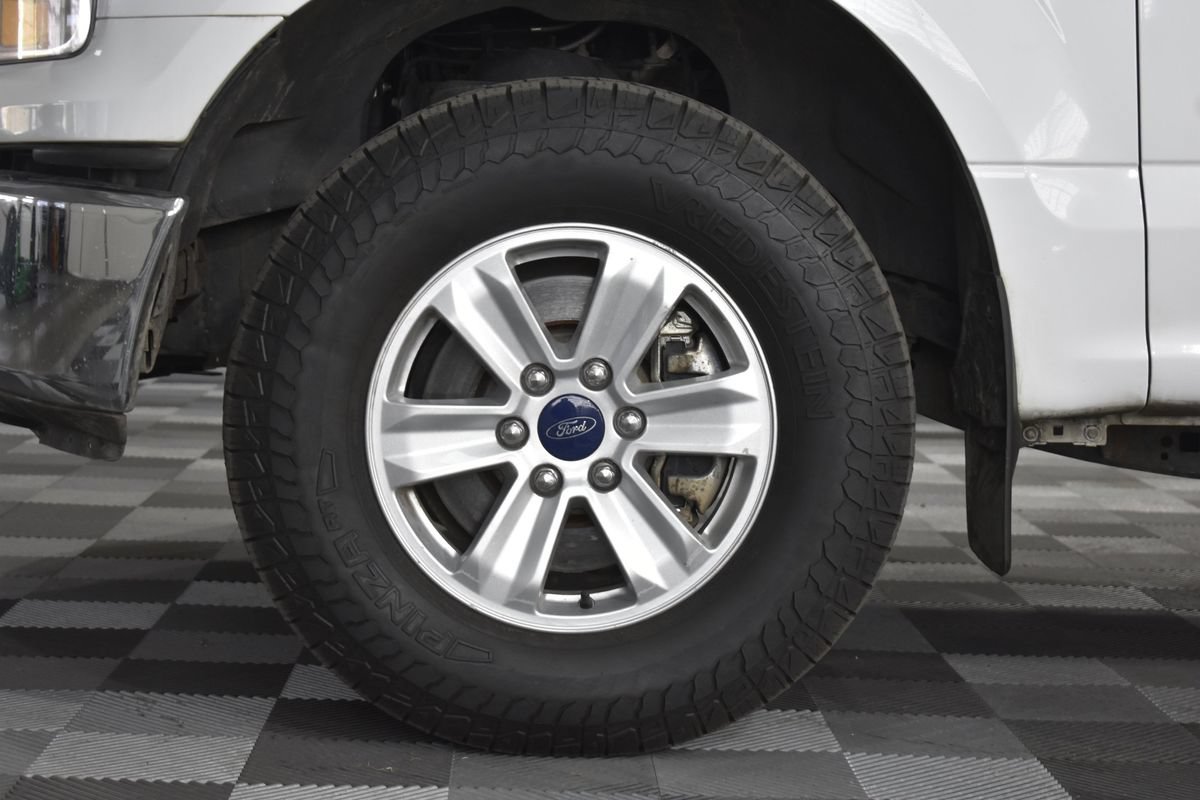 Used 2017 Ford F150 XLT AWD/4WD image 22