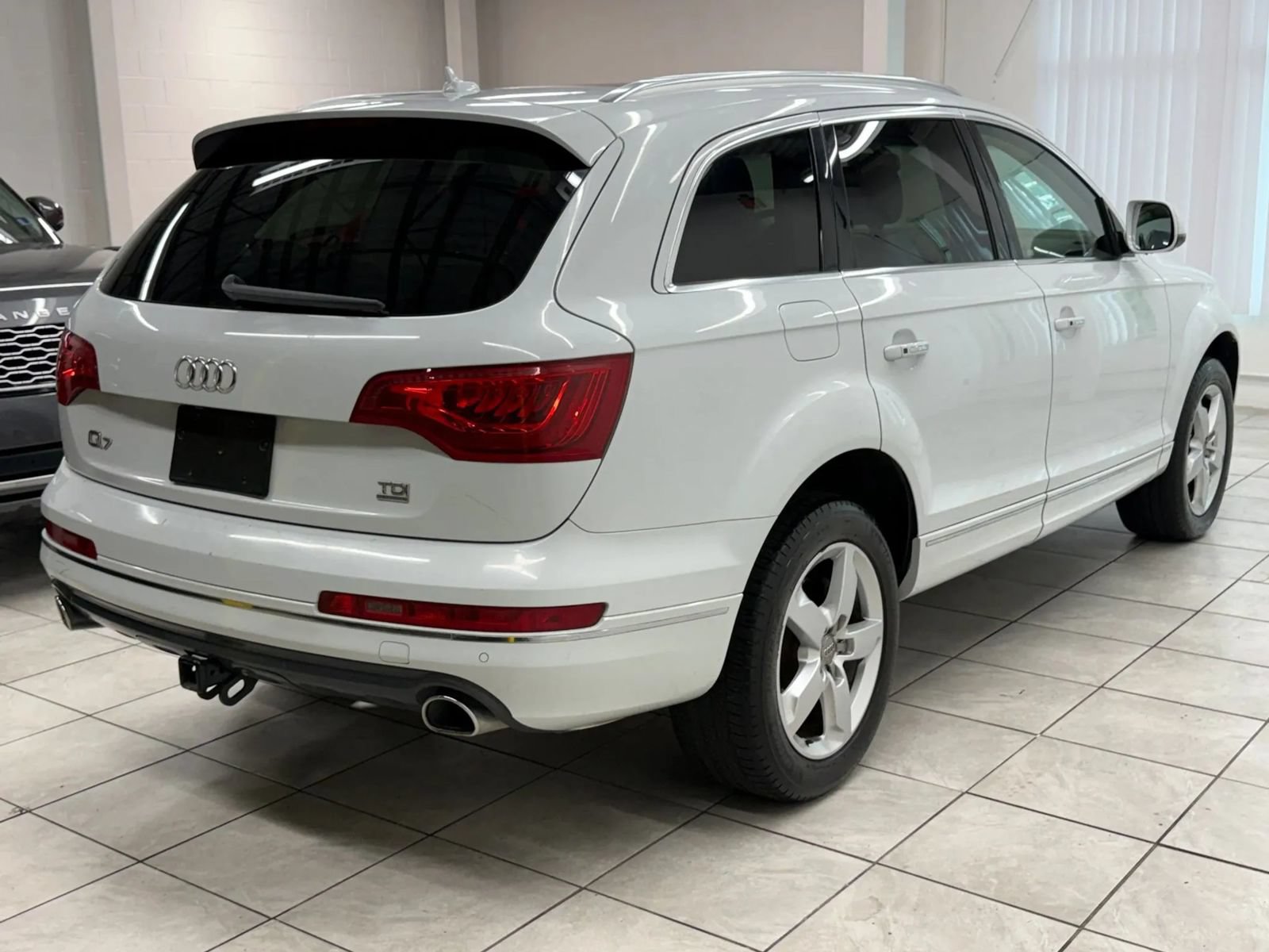 Used 2015 Audi Q7 TDI Premium Plus w/ Premium Plus Package AWD/4WD image 9