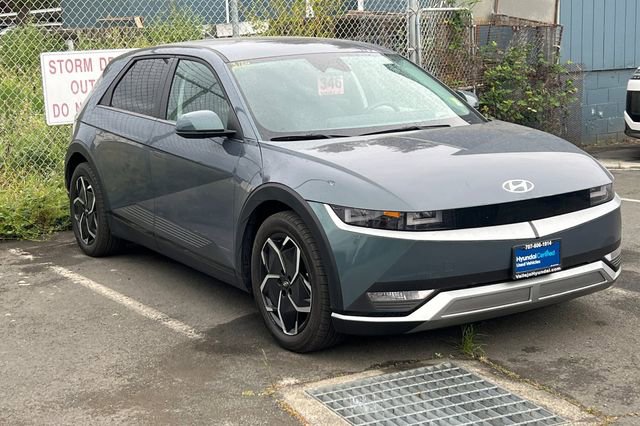 Certified 2024 Hyundai Ioniq 5 SE image 1