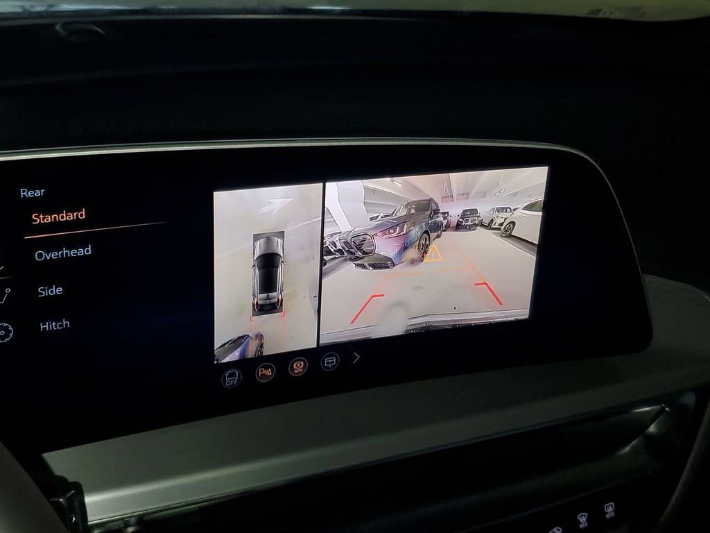 New 2026 Cadillac Lyriq Luxury RWD image 22