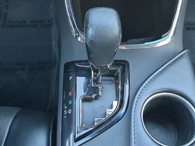 Used 2016 Toyota Avalon Limited w/ Toyota Safety Sense Package FWD image 12