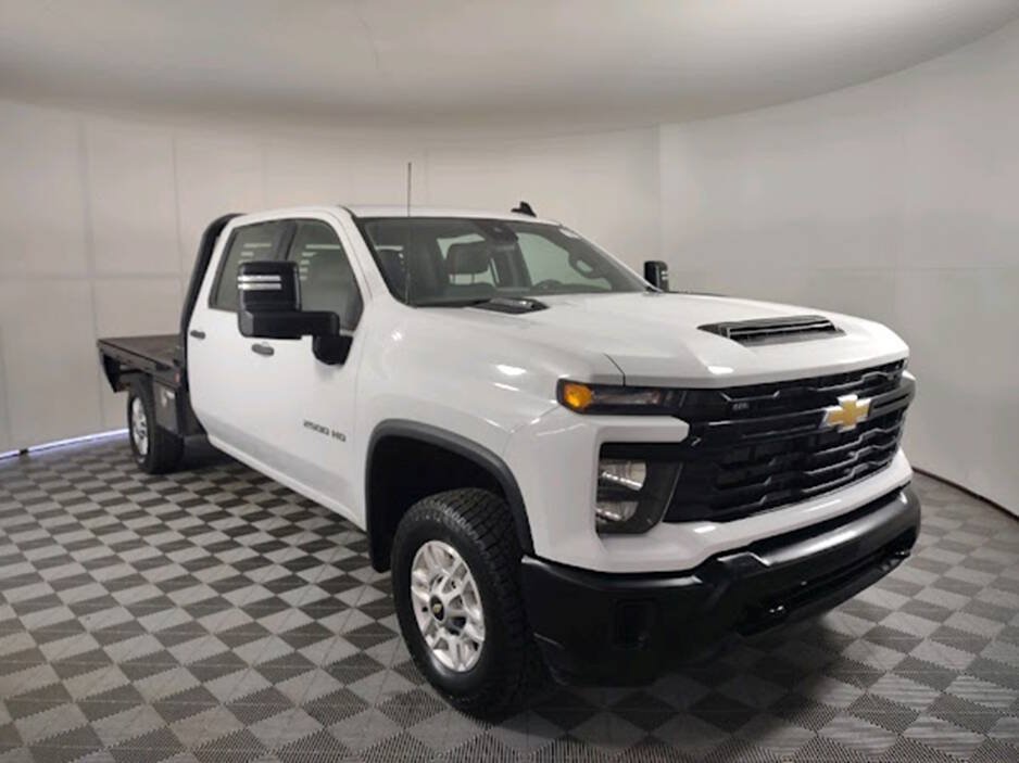 Used 2024 Chevrolet Silverado 2500 W/T w/ WT Fleet Convenience Package AWD/4WD image 3