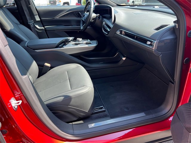 Used 2025 Cadillac Lyriq Sport image 13
