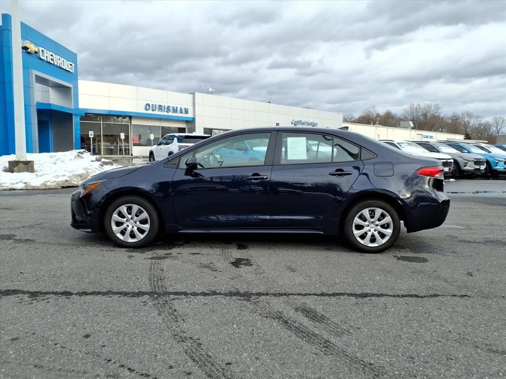 Used 2026 Toyota Corolla LE image 6