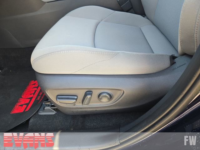 Certified 2023 Toyota Venza LE image 20