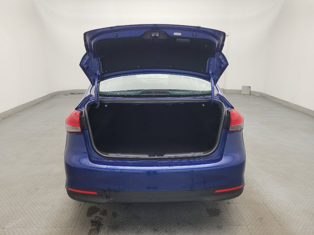 Used 2017 Kia Forte LX image 29