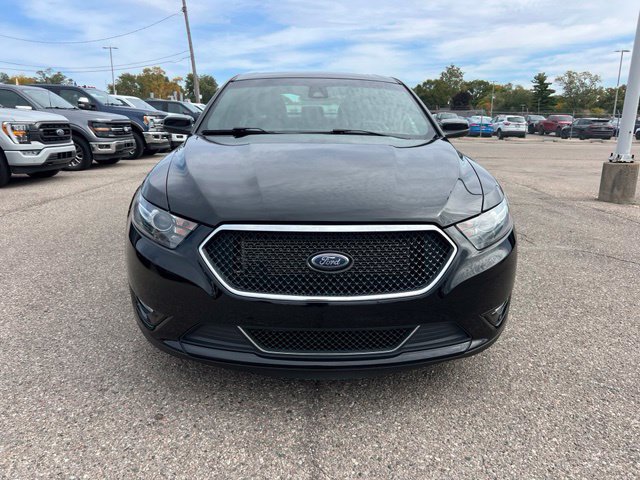 Certified 2018 Ford Taurus SHO AWD/4WD image 2